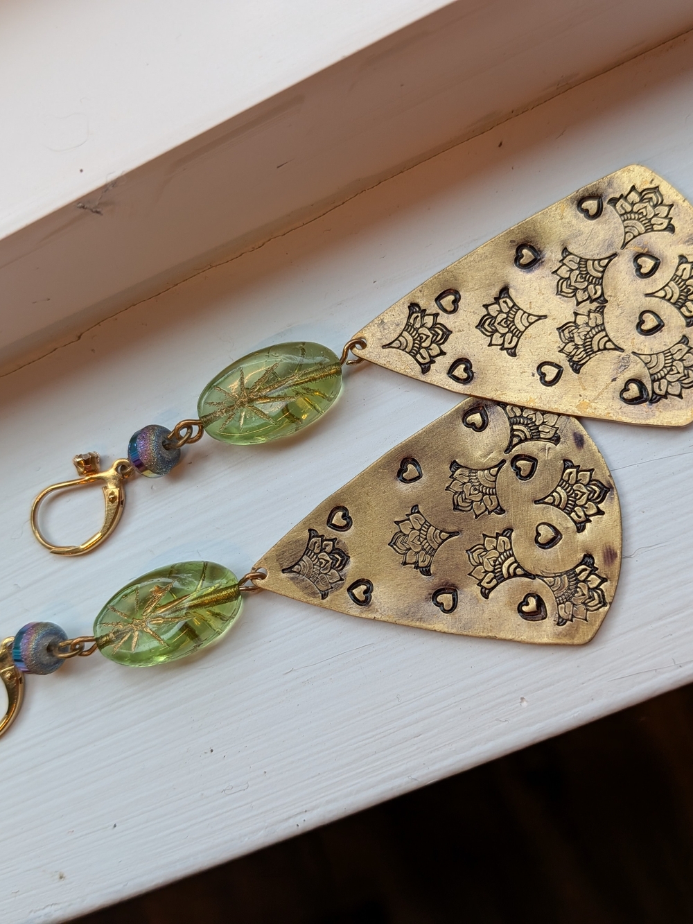 Handcrafted Gold-Tone Floral Dangle Earring with Green Glass Accent
